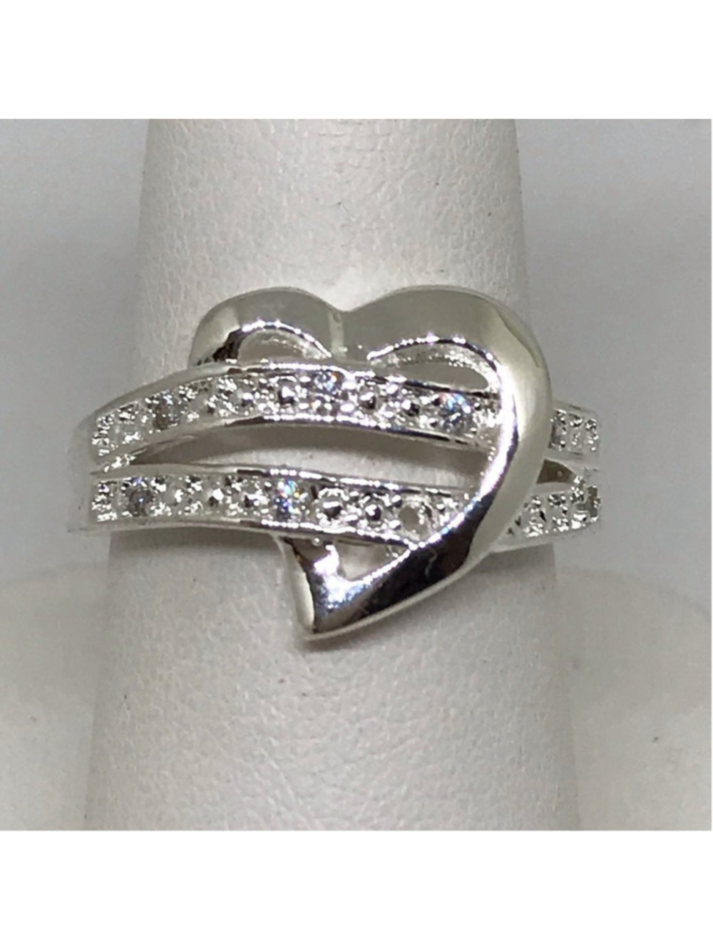 SILVER HEART RING